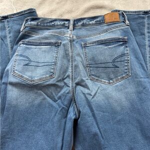 American Eagle Size 8 Long Blue Denim Ripped Jeans